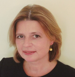 Alicja Cade Headshot